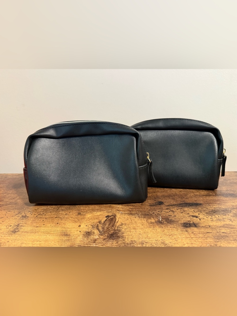 WANT Les Essentiels Black Leather Toiletry Pouch Set of 2 - Picture 3 of 4